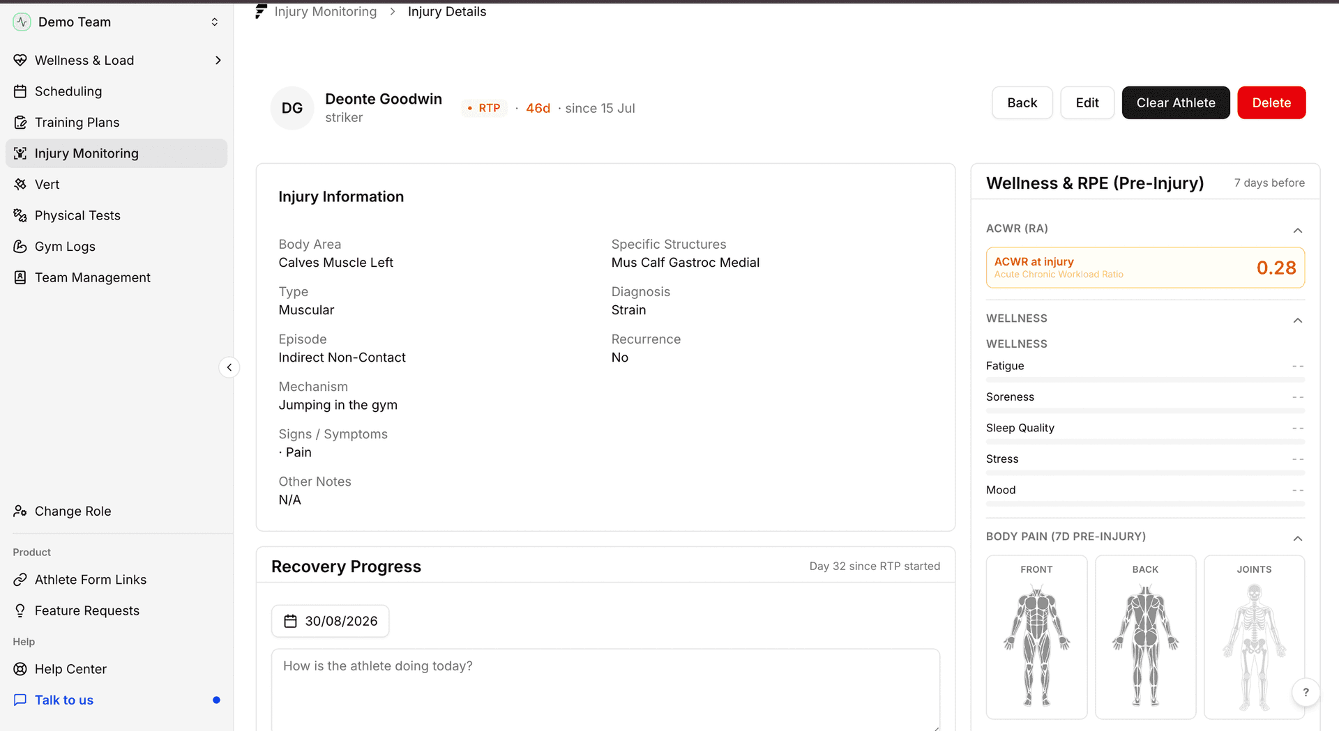 Fractall injury detail view with injury information, recovery progress entries and the pre-injury wellness and RPE panel